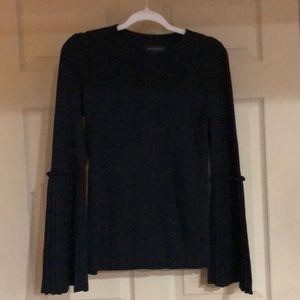 Ladies Black sweater w/Ribbed bell sleeves-MEDIUM